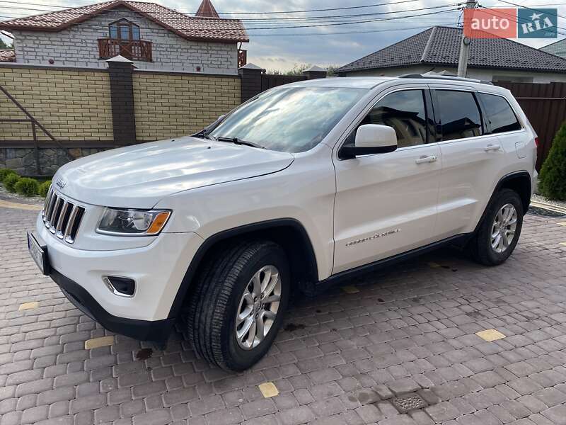 Внедорожник / Кроссовер Jeep Grand Cherokee 2016 в Виннице