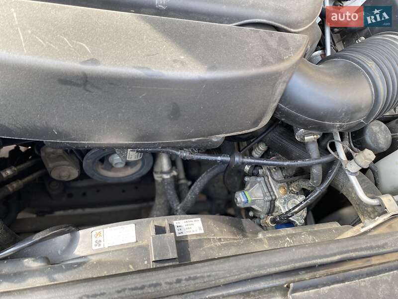 Внедорожник / Кроссовер Jeep Grand Cherokee 2016 в Виннице