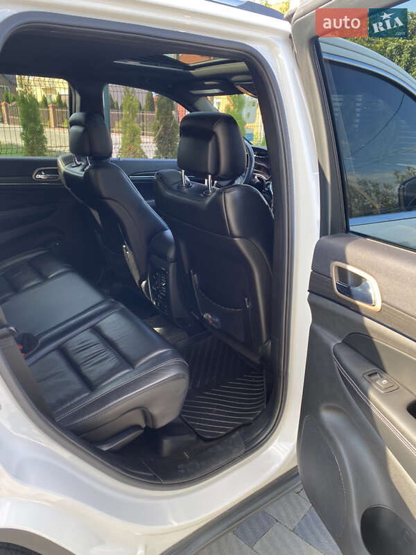 Позашляховик / Кросовер Jeep Grand Cherokee 2015 в Луцьку фото 18 Позашляховик / Кросовер Jeep Grand Cherokee 2015 в Луцьку