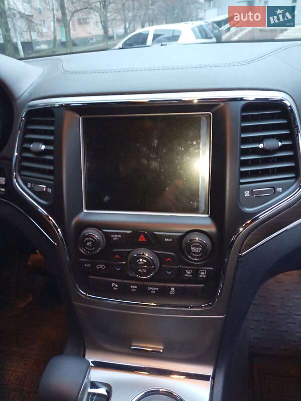Позашляховик / Кросовер Jeep Grand Cherokee 2017 в Харкові