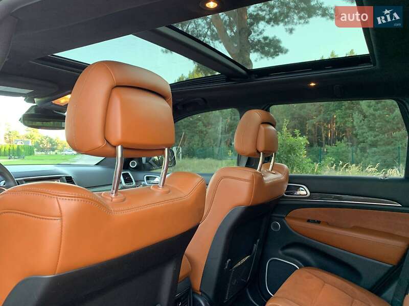 Внедорожник / Кроссовер Jeep Grand Cherokee 2018 в Киеве