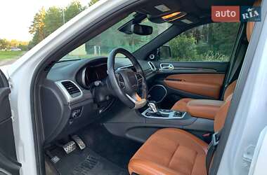 Позашляховик / Кросовер Jeep Grand Cherokee 2018 в 