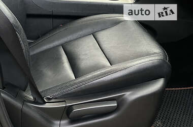 Внедорожник / Кроссовер Jeep Grand Cherokee 2010 в 