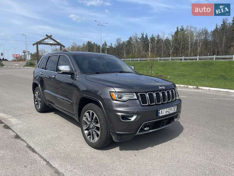 Внедорожник / Кроссовер Jeep Grand Cherokee 2017 в Киеве