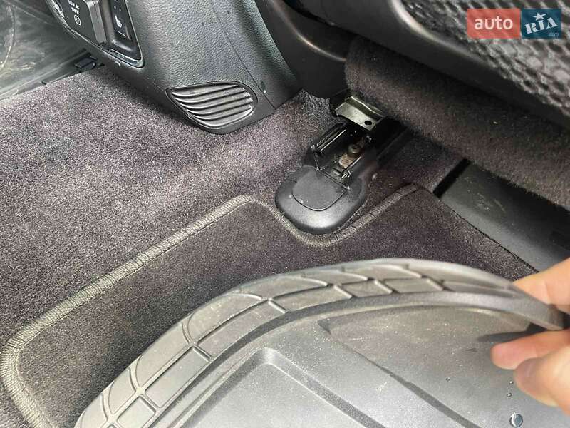 Внедорожник / Кроссовер Jeep Grand Cherokee 2017 в Киеве