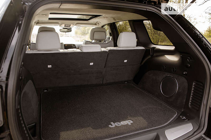 Внедорожник / Кроссовер Jeep Grand Cherokee 2019 в Самборе