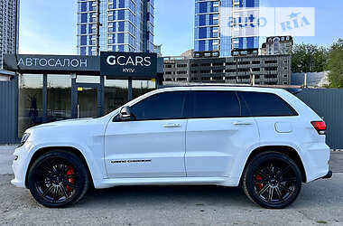 Позашляховик / Кросовер Jeep Grand Cherokee 2015 в 