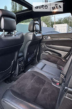 Позашляховик / Кросовер Jeep Grand Cherokee 2015 в 