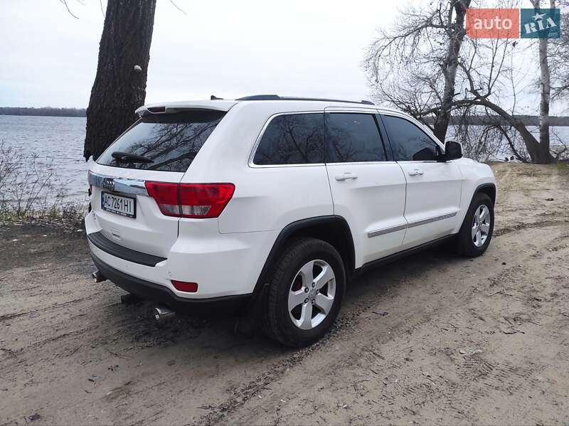 Внедорожник / Кроссовер Jeep Grand Cherokee 2011 в Запорожье