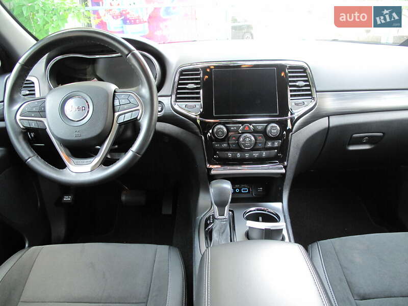 Внедорожник / Кроссовер Jeep Grand Cherokee 2020 в Киеве