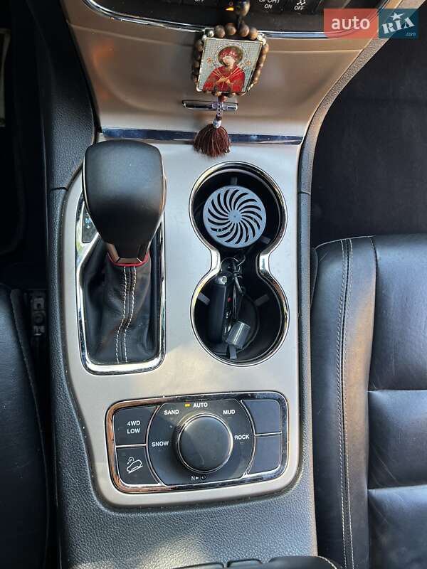 Внедорожник / Кроссовер Jeep Grand Cherokee 2017 в Краснограде