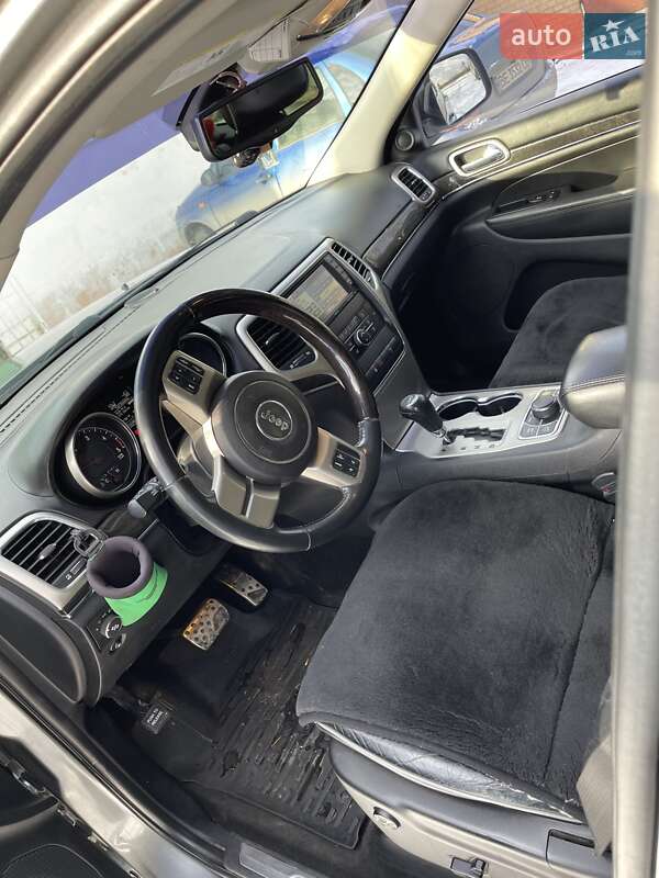 Внедорожник / Кроссовер Jeep Grand Cherokee 2011 в Березнеговатом