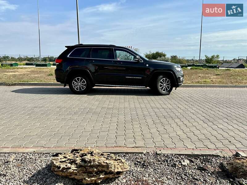 Внедорожник / Кроссовер Jeep Grand Cherokee 2015 в Одессе фото 11 Внедорожник / Кроссовер Jeep Grand Cherokee 2015 в Одессе
