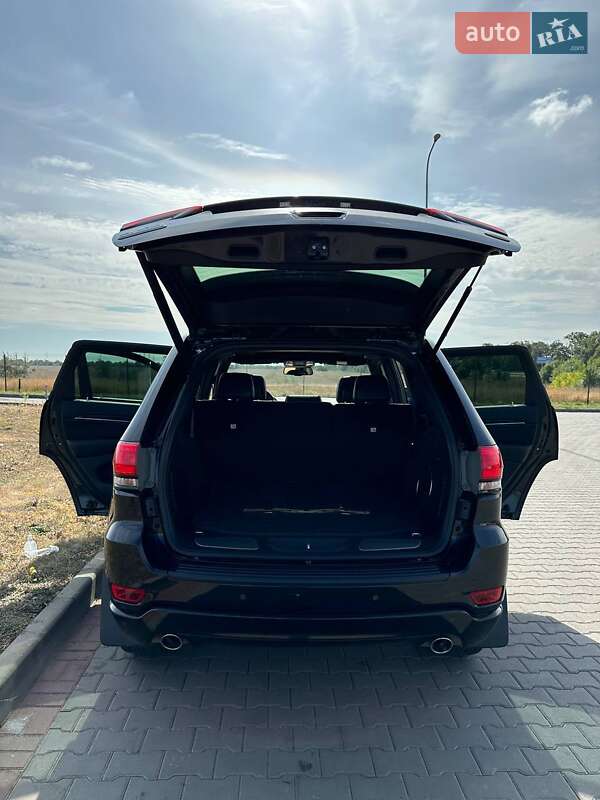 Внедорожник / Кроссовер Jeep Grand Cherokee 2015 в Одессе фото 25 Внедорожник / Кроссовер Jeep Grand Cherokee 2015 в Одессе