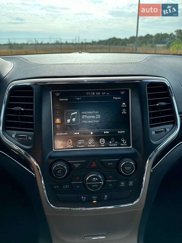 Внедорожник / Кроссовер Jeep Grand Cherokee 2015 в Одессе фото 40 Внедорожник / Кроссовер Jeep Grand Cherokee 2015 в Одессе