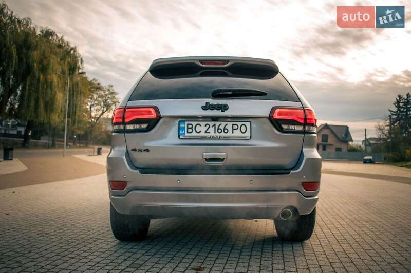 Внедорожник / Кроссовер Jeep Grand Cherokee 2018 в Львове