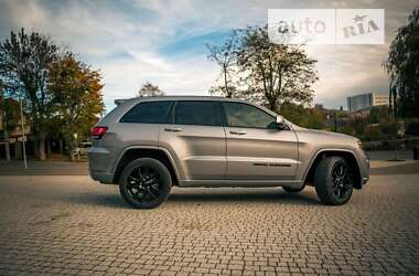 Внедорожник / Кроссовер Jeep Grand Cherokee 2018 в Львове