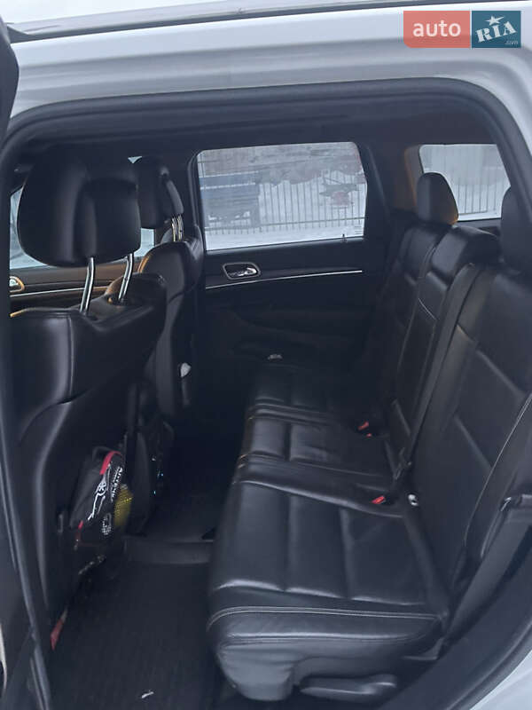 Внедорожник / Кроссовер Jeep Grand Cherokee 2013 в Чернигове фото 13 Внедорожник / Кроссовер Jeep Grand Cherokee 2013 в Чернигове