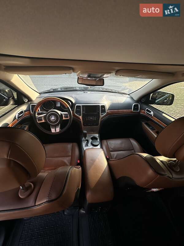 Внедорожник / Кроссовер Jeep Grand Cherokee 2012 в Ужгороде