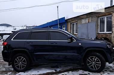 Позашляховик / Кросовер Jeep Grand Cherokee 2016 в Києві