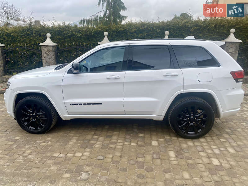 Внедорожник / Кроссовер Jeep Grand Cherokee 2019 в Львове