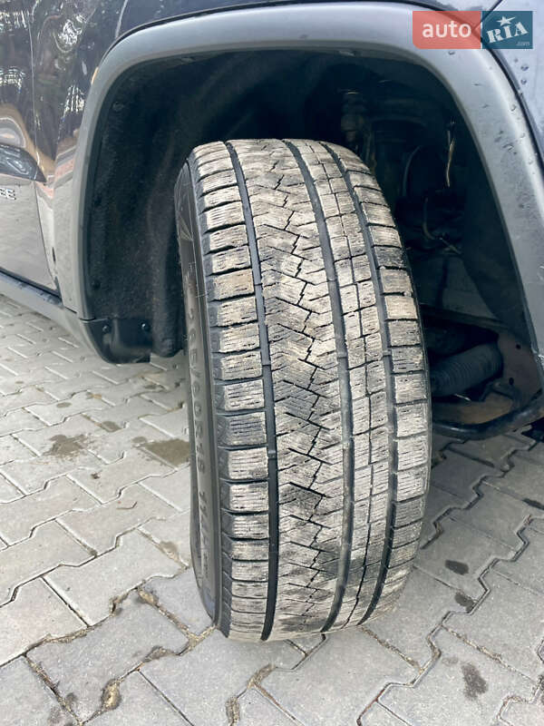 Позашляховик / Кросовер Jeep Grand Cherokee 2015 в Луцьку фото 55 Позашляховик / Кросовер Jeep Grand Cherokee 2015 в Луцьку