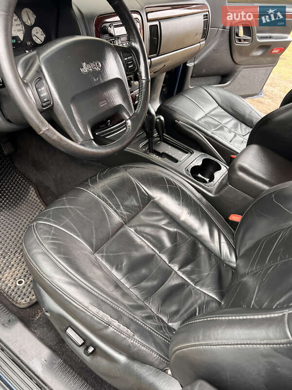 Внедорожник / Кроссовер Jeep Grand Cherokee 2003 в Владимирце