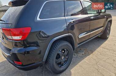Внедорожник / Кроссовер Jeep Grand Cherokee 2011 в Киеве
