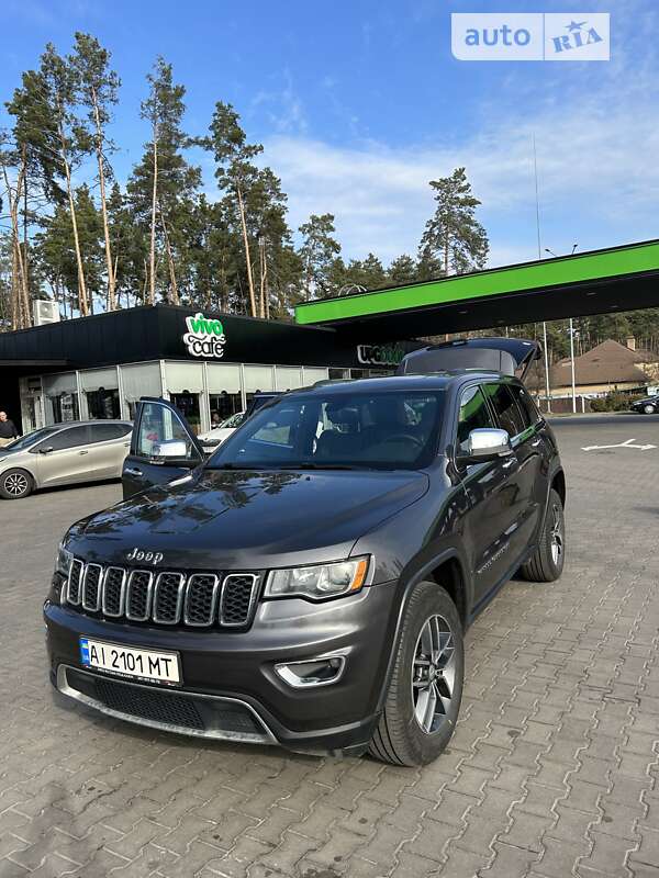 Внедорожник / Кроссовер Jeep Grand Cherokee 2017 в Буче