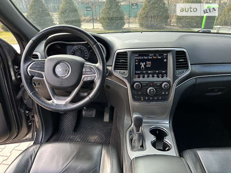 Внедорожник / Кроссовер Jeep Grand Cherokee 2017 в Буче