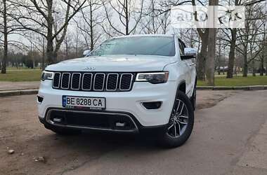 Внедорожник / Кроссовер Jeep Grand Cherokee 2018 в Николаеве