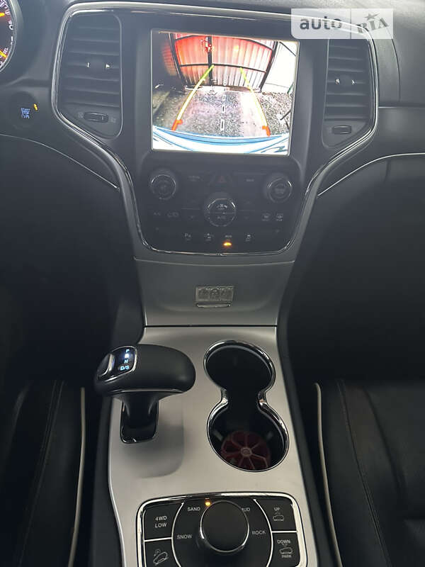 Внедорожник / Кроссовер Jeep Grand Cherokee 2015 в Днепре фото 21 Внедорожник / Кроссовер Jeep Grand Cherokee 2015 в Днепре