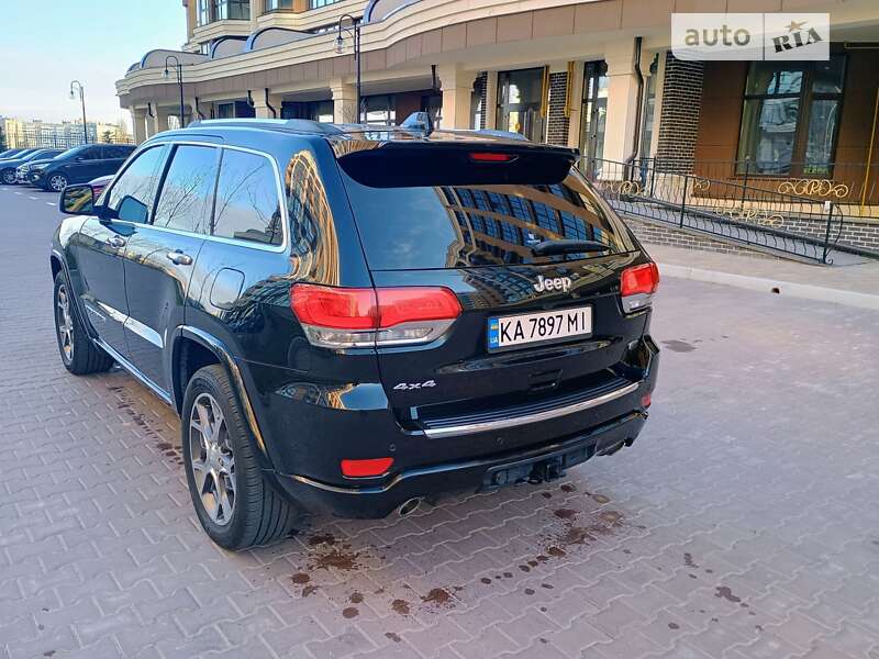 Внедорожник / Кроссовер Jeep Grand Cherokee 2019 в Киеве