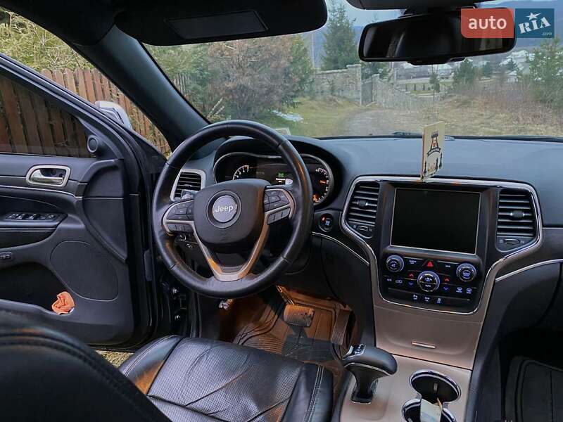 Внедорожник / Кроссовер Jeep Grand Cherokee 2015 в Рожнятове