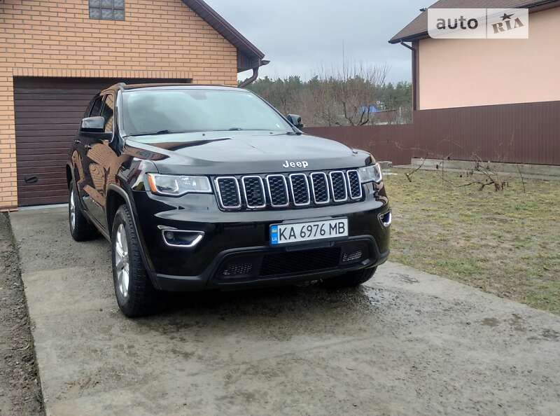 Внедорожник / Кроссовер Jeep Grand Cherokee 2021 в Киеве