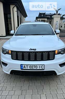 Внедорожник / Кроссовер Jeep Grand Cherokee 2018 в Снятине