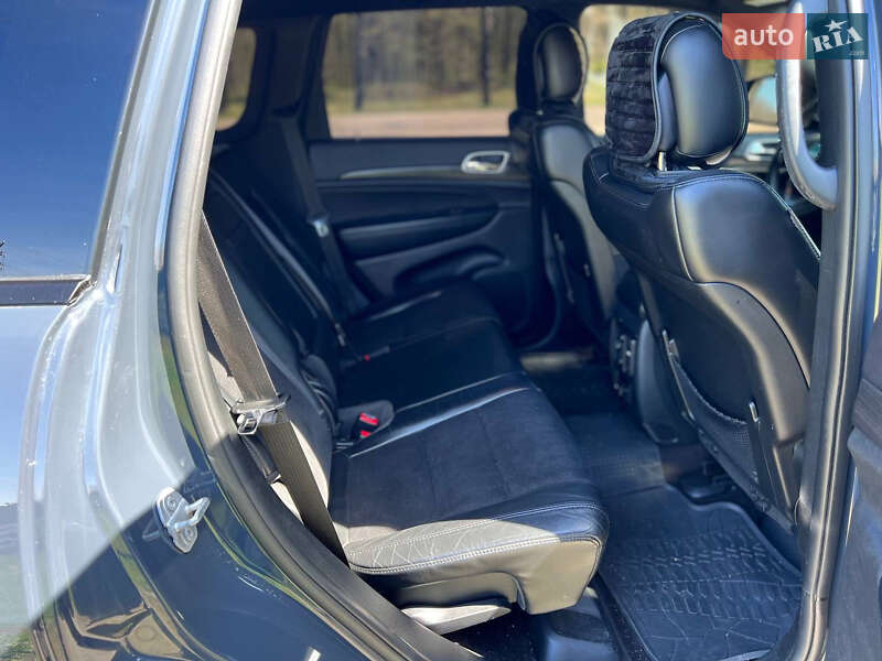 Внедорожник / Кроссовер Jeep Grand Cherokee 2018 в Киеве