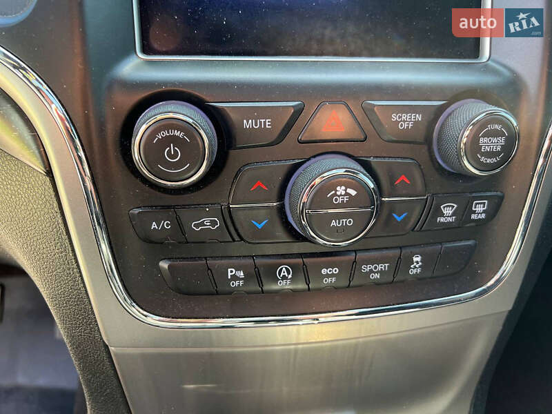 Внедорожник / Кроссовер Jeep Grand Cherokee 2018 в Киеве