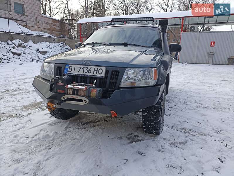Внедорожник / Кроссовер Jeep Grand Cherokee 2002 в Конотопе