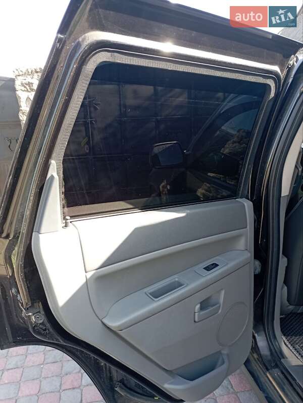 Позашляховик / Кросовер Jeep Grand Cherokee 2005 в Харкові