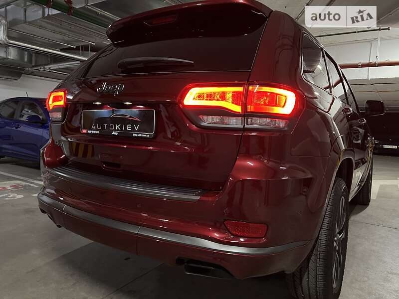 Внедорожник / Кроссовер Jeep Grand Cherokee 2018 в Киеве