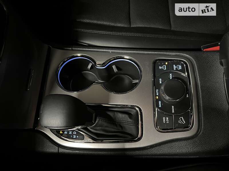 Внедорожник / Кроссовер Jeep Grand Cherokee 2018 в Киеве