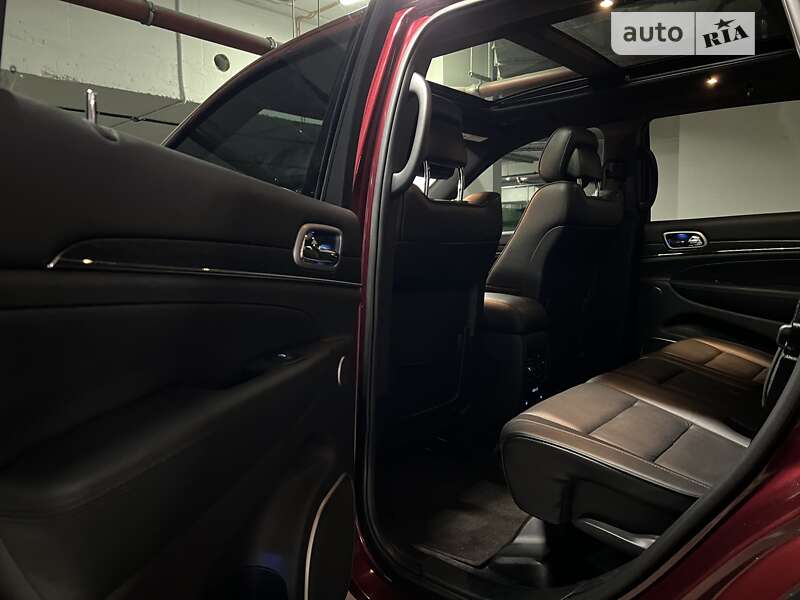 Внедорожник / Кроссовер Jeep Grand Cherokee 2018 в Киеве