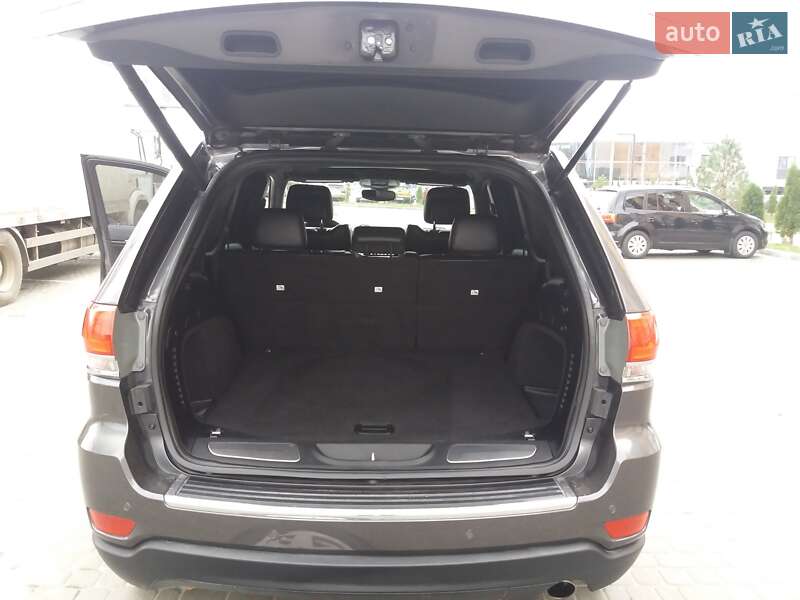 Внедорожник / Кроссовер Jeep Grand Cherokee 2019 в Виннице