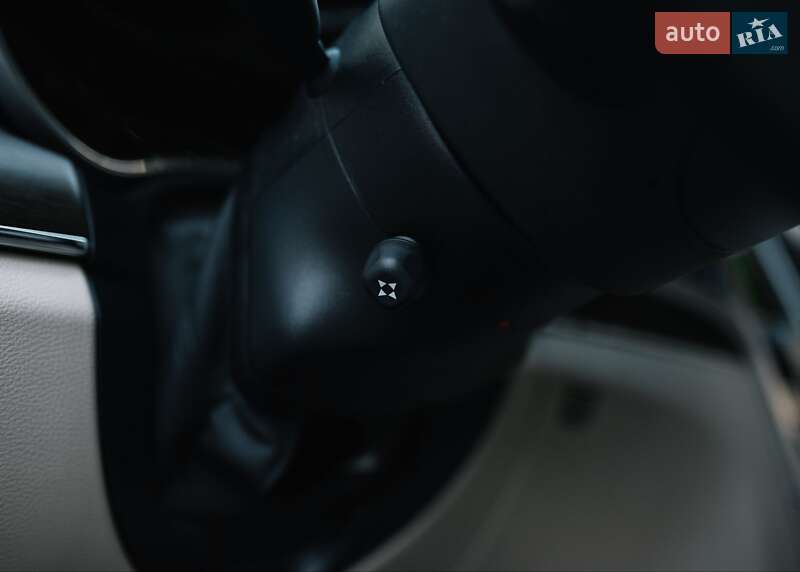 Позашляховик / Кросовер Jeep Grand Cherokee 2018 в Києві