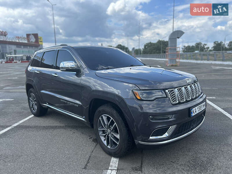 Внедорожник / Кроссовер Jeep Grand Cherokee 2018 в Киеве
