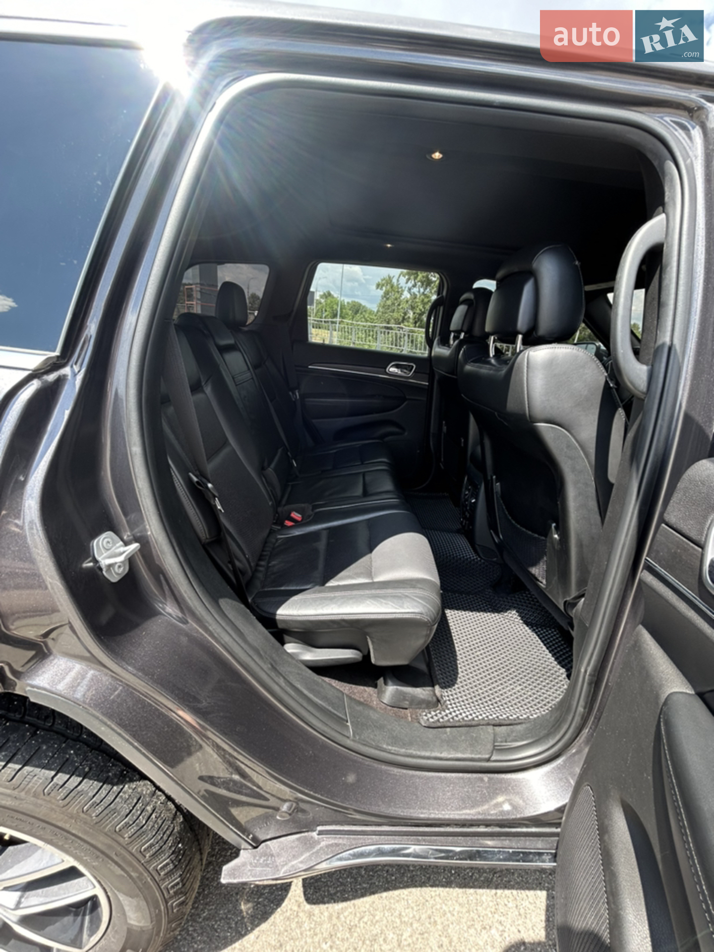 2018 Jeep Grand Cherokee - мініатюра 25
