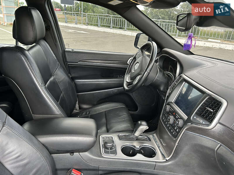 Внедорожник / Кроссовер Jeep Grand Cherokee 2018 в Киеве