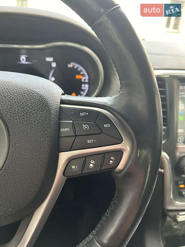 Внедорожник / Кроссовер Jeep Grand Cherokee 2018 в Киеве