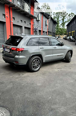 Позашляховик / Кросовер Jeep Grand Cherokee 2020 в Києві